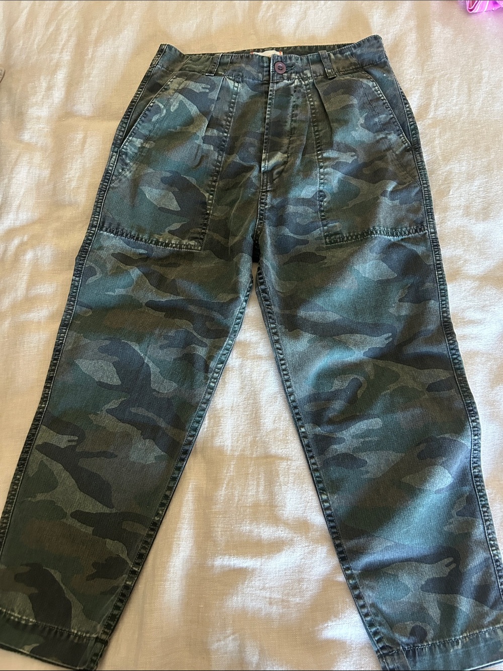SUNDRY Camo Pleated Herringbone Trousers - Green Camouflage - Size 27